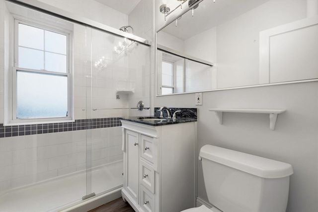21 Bradlee Rd 32, Medford, MA 02155