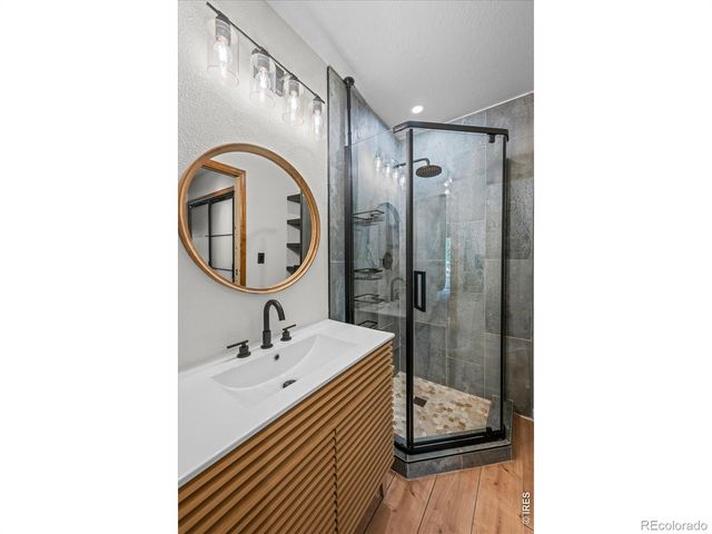 989 S Miller Street 204, Lakewood, CO 80226