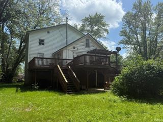 436 S 80 East, Winamac, IN 46996