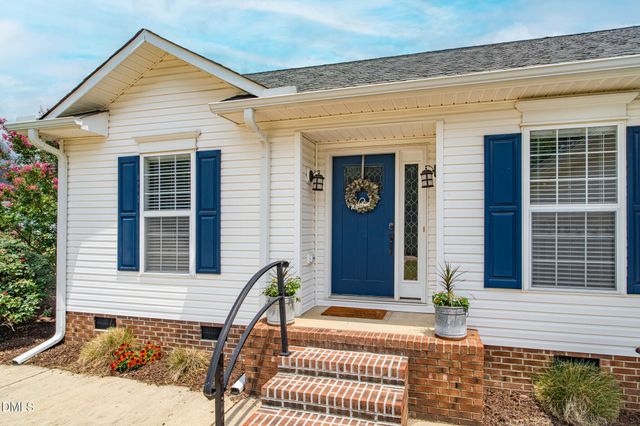 120 Mels Meadows Drive, Fuquay Varina, NC 27526