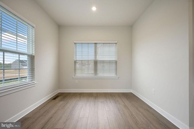 200 CHARLESTON CIR, Dover, DE 19904