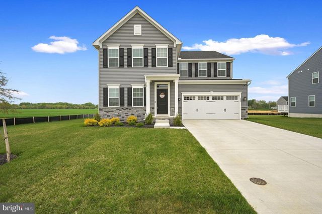 200 CHARLESTON CIR, Dover, DE 19904