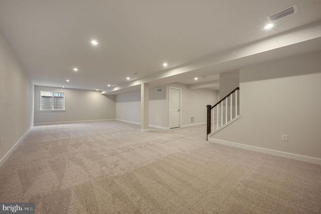 200 CHARLESTON CIR, Dover, DE 19904