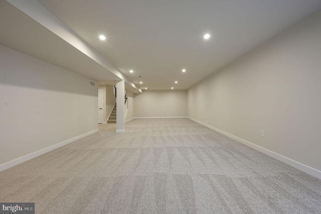 200 CHARLESTON CIR, Dover, DE 19904
