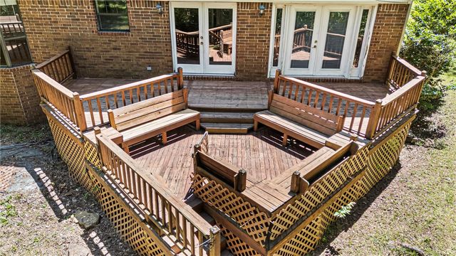 109 Clearlake Drive, Russellville, AR 72802