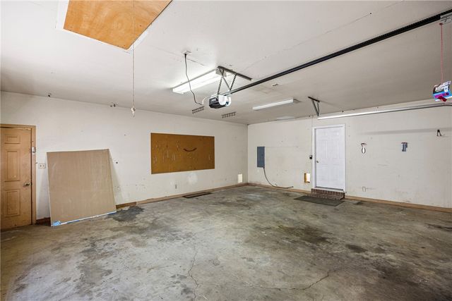 109 Clearlake Drive, Russellville, AR 72802