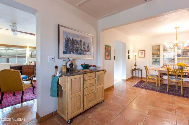 4201 E Kings Road, Tucson, AZ 85711