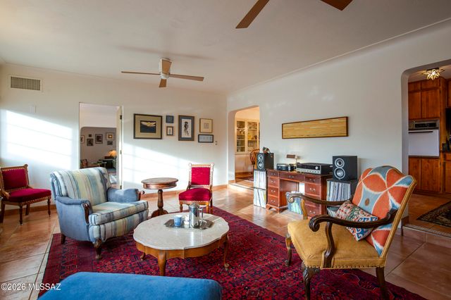 4201 E Kings Road, Tucson, AZ 85711