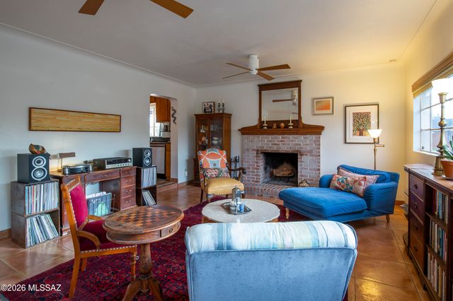 4201 E Kings Road, Tucson, AZ 85711