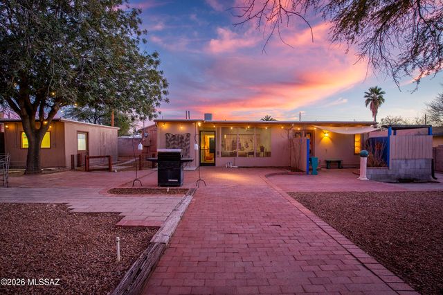 4201 E Kings Road, Tucson, AZ 85711