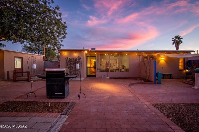 4201 E Kings Road, Tucson, AZ 85711