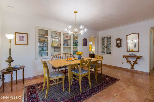 4201 E Kings Road, Tucson, AZ 85711