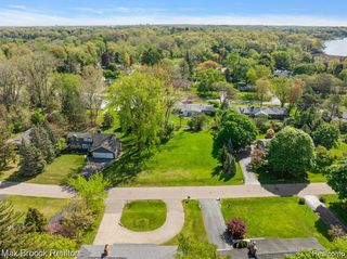 0000 Pine Ridge Road, West Bloomfield, MI 48324