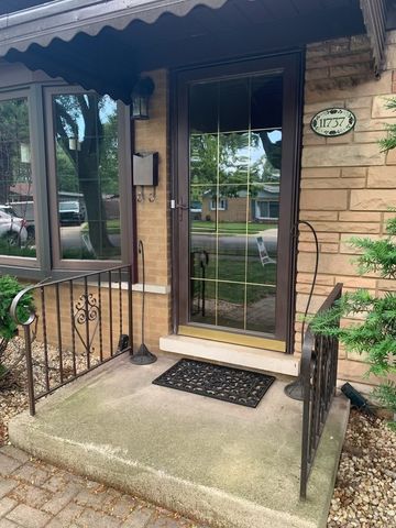 11737 S Kedvale Avenue, Alsip, IL 60803