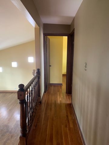 11737 S Kedvale Avenue, Alsip, IL 60803