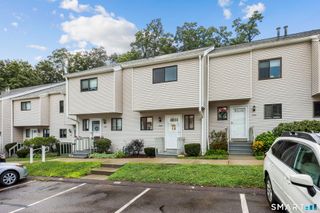 808 Timber Lane 808, Canton, CT 06019