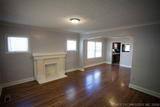 1165 N Boston Place, Tulsa, OK 74106