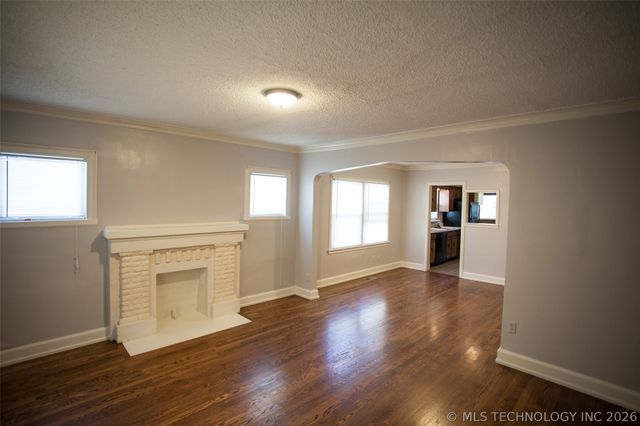 1165 N Boston Place, Tulsa, OK 74106