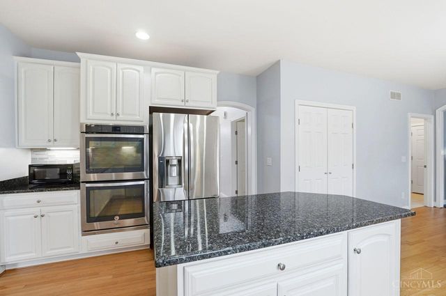 6306 Caddies Way, Mason, OH 45040