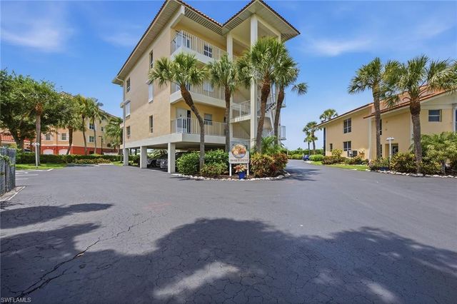 816 Elkcam CIR 101, Marco Island, FL 34145