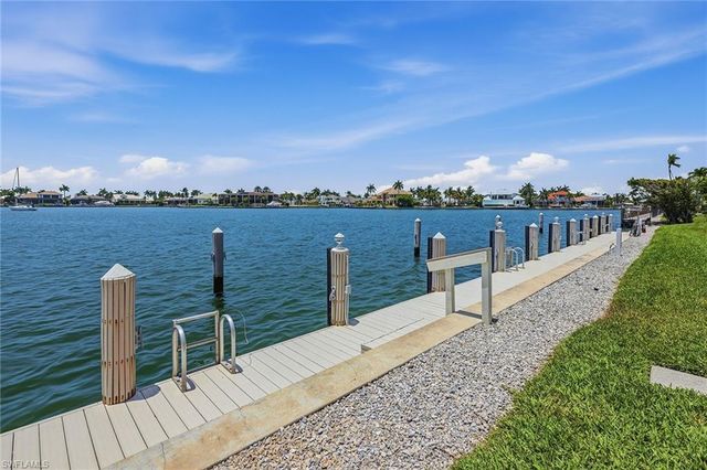 816 Elkcam CIR 101, Marco Island, FL 34145