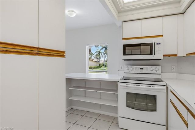 816 Elkcam CIR 101, Marco Island, FL 34145
