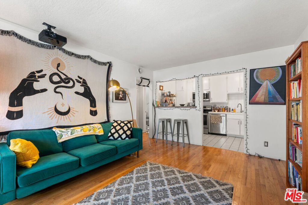 8148 Redlands Street 107, Playa Del Rey, CA 90293 — photo 4