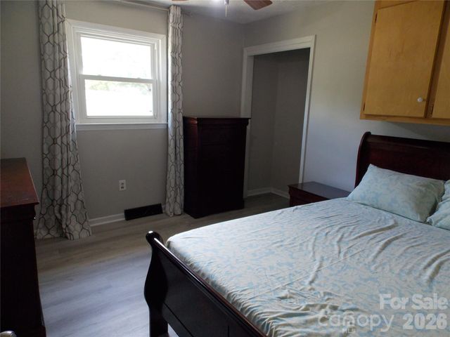 1380 May Road, Granite Falls, NC 28630