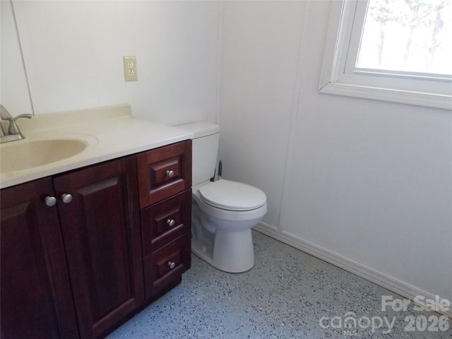 1380 May Road, Granite Falls, NC 28630
