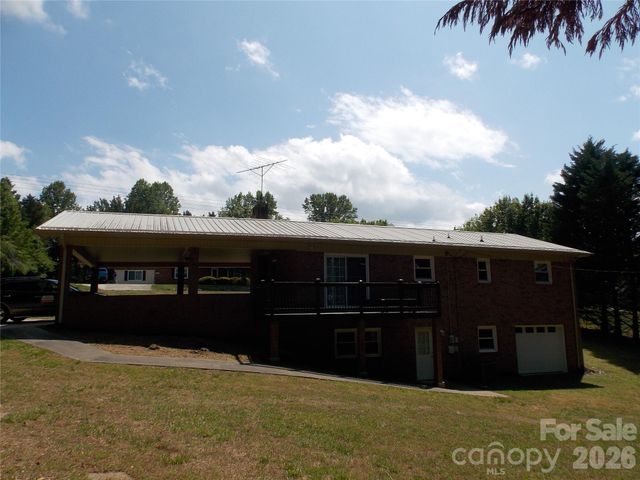 1380 May Road, Granite Falls, NC 28630