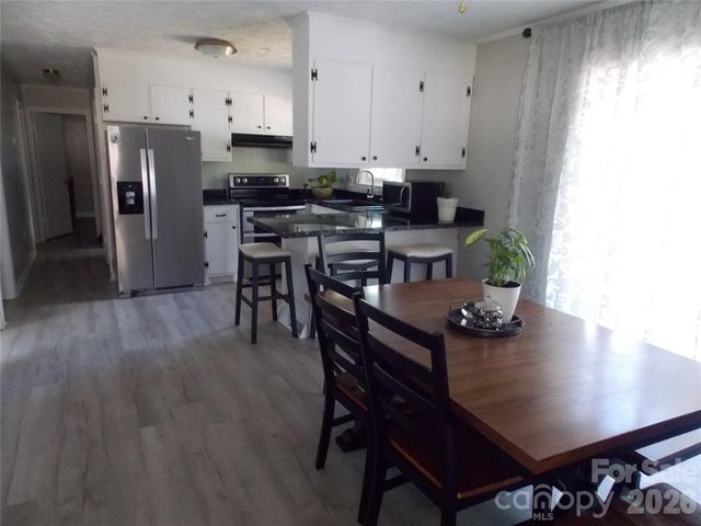 1380 May Road, Granite Falls, NC 28630