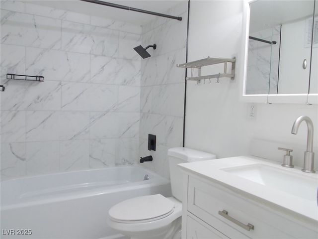 625 South Royal Crest Circle 5, Las Vegas, NV 89169