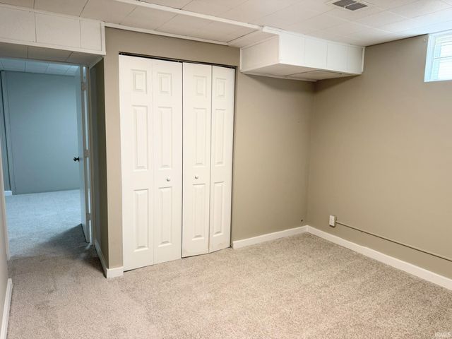 4904 Sweetser Avenue, Evansville, IN 47715