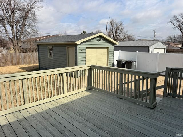 4904 Sweetser Avenue, Evansville, IN 47715