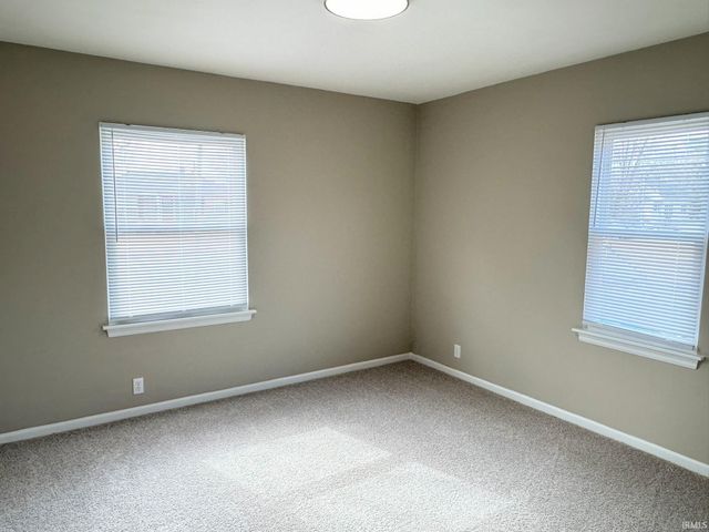 4904 Sweetser Avenue, Evansville, IN 47715