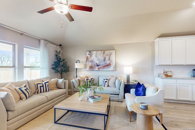 4851 Casino Azul, San Antonio, TX 78222