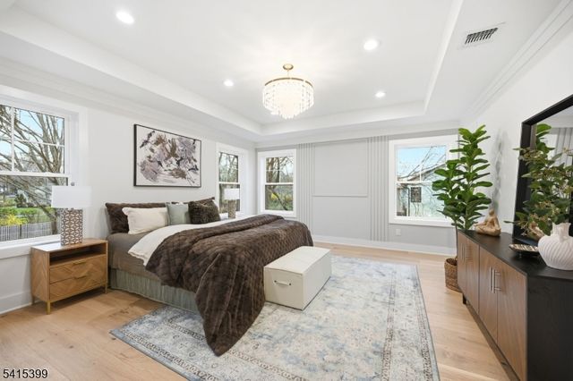 41 Orchard Rd, Florham Park Boro, NJ 07932