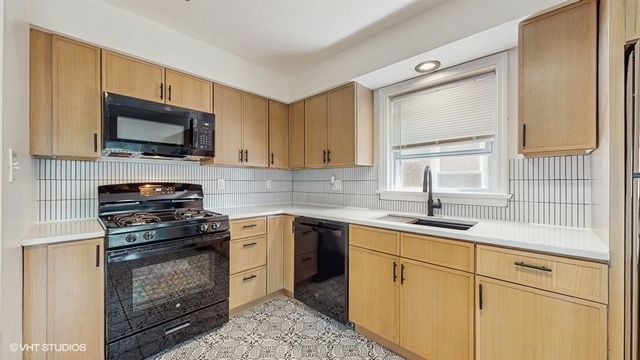4614 N Central Avenue, Chicago, IL 60630