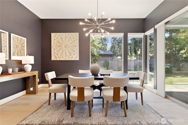 10034 Slater Avenue NE, Kirkland, WA 98033