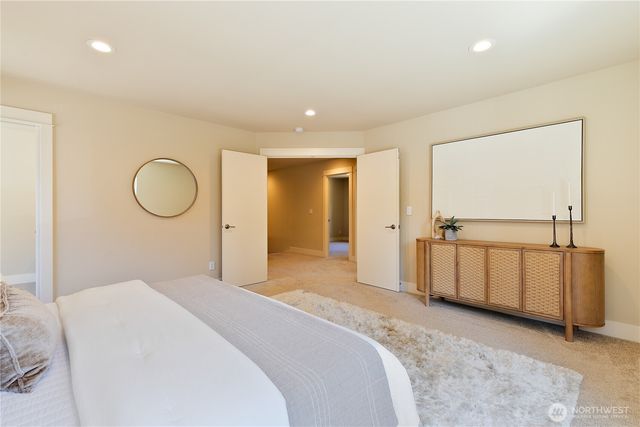 10034 Slater Avenue NE, Kirkland, WA 98033