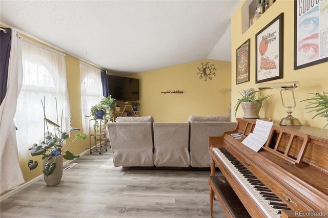 9235 W 91st Avenue, Broomfield, CO 80021