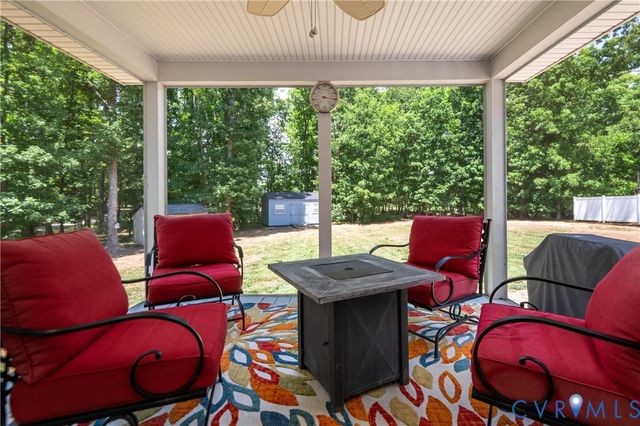 3340 Pleasants Rd, Powhatan, VA 23139