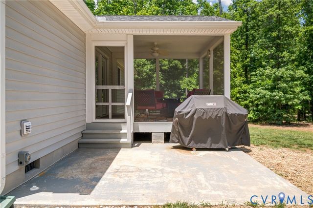 3340 Pleasants Rd, Powhatan, VA 23139