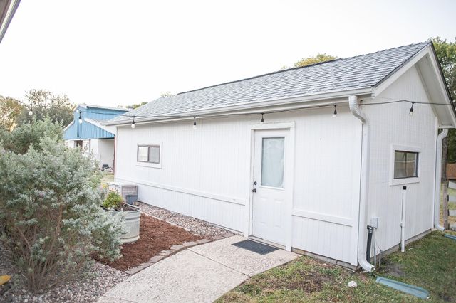 15966 Green Meadow Loop, Willis, TX 77318