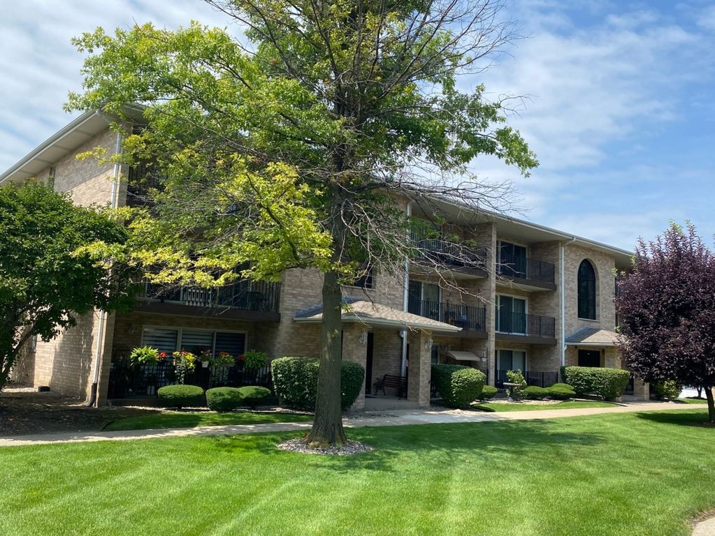 10248 Southwest Highway 3D, Chicago Ridge, IL 60415