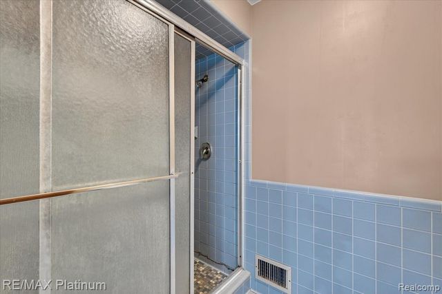 3965 Parsons Road, Howell, MI 48855