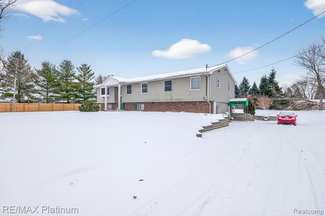 3965 Parsons Road, Howell, MI 48855