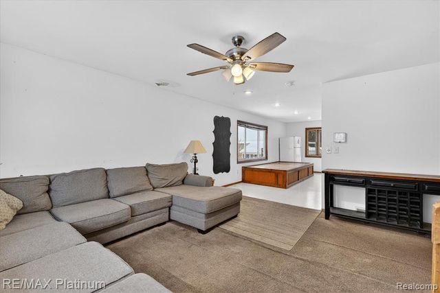 3965 Parsons Road, Howell, MI 48855