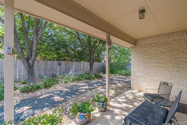2613 Fairwood Dr, New Braunfels, TX 78132