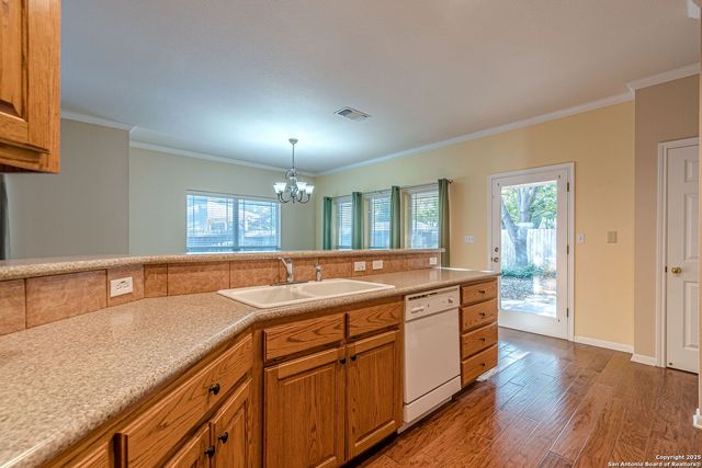 2613 Fairwood Dr, New Braunfels, TX 78132